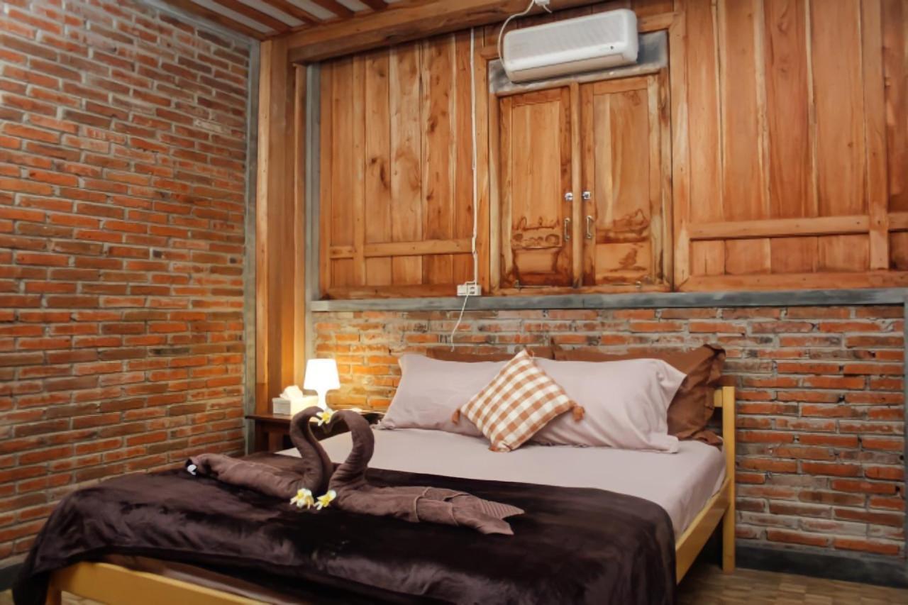 Pinarak Homestay Banyuwangi  Bagian luar foto