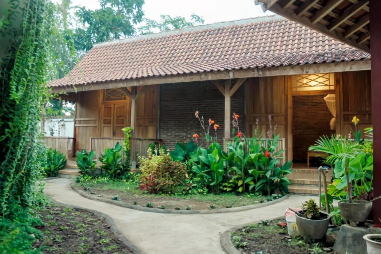 Pinarak Homestay Banyuwangi  Bagian luar foto